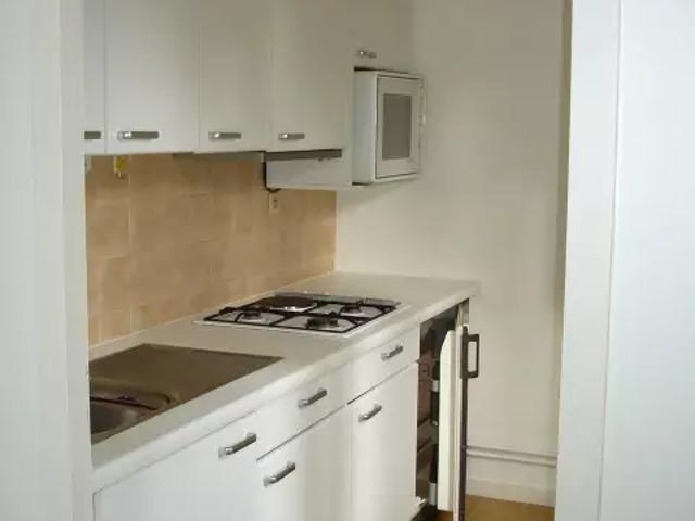 Vaste T1 AVEC TERRASSE