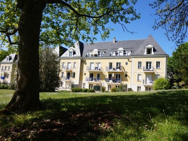 Vaste appartement situé au Centre Ville