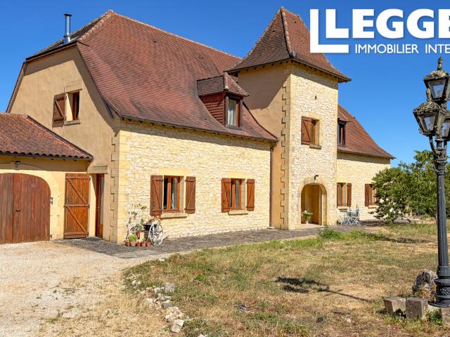 Vaste maison de 7 chambres, 6 ha, idéal chevaux et beau potentiel locatif