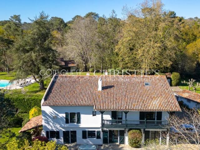 À vendre Bidart, proche Biarritz Propriété d'exception