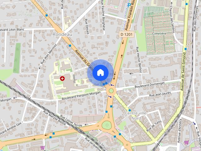 Vaste studio à proximité des commerces