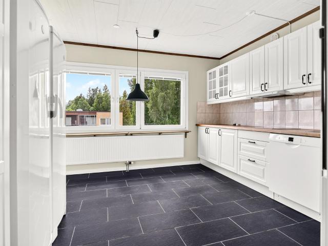 Västerleden 42