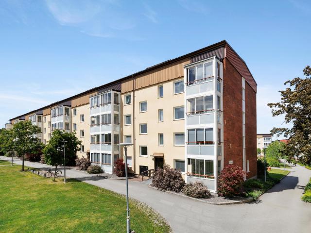 Västra Bangatan 53A, 1 /2 TR
