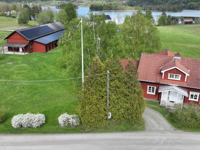 Västra Näs Gate 1
