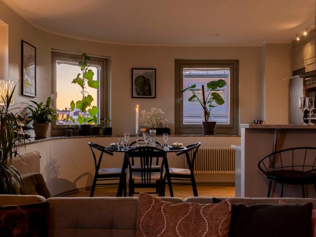 Västra Torggatan 8