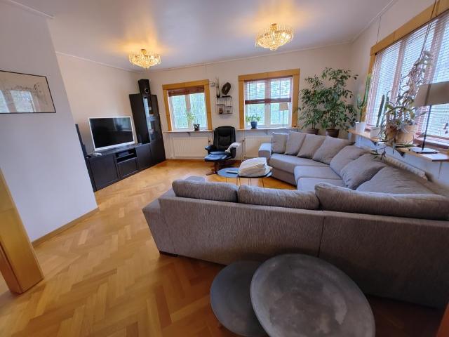 Västra Villagatan, Hofors