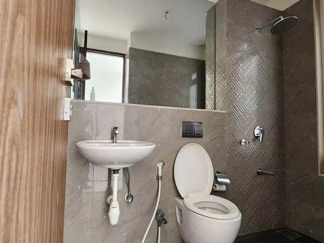 Vastu Tower 4 Bedroom 2100 Sq. Ft. Apartment in Malad West Mumbai Listing ID: #10314