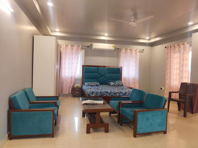 Vasant Kunj c8 3 Bedroom 1900 Sq. Ft. Apartment in Vasant Kunj Delhi Listing ID: #10394