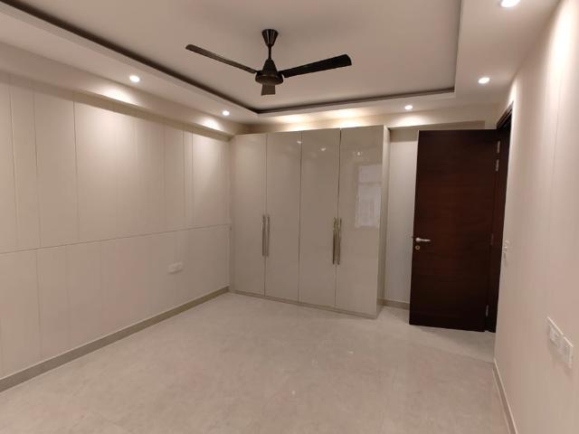 Vasant Vihar 3 Bedroom 250 Sq. Yd. Builder Floor in Vasant Vihar Delhi Listing ID: #9826
