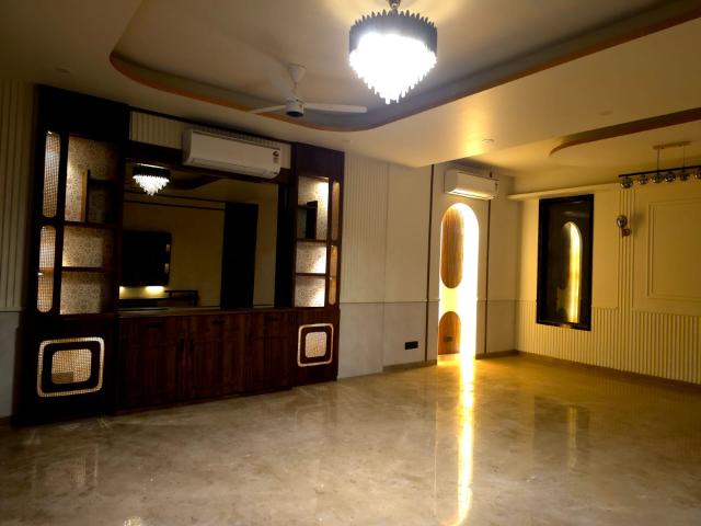Vasant Vihar 4 Bedroom 525 Sq. Mt. Builder Floor in Vasant Vihar Delhi Listing ID: #9787
