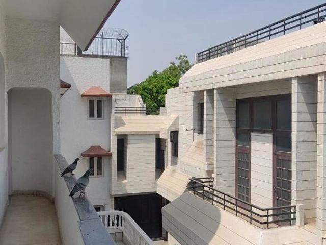 Vasant Vihar, South Delhi 4 Bedroom 1100 Sq. Yd. Builder Floor in Vasant Vihar Delhi Listing ID: #10426