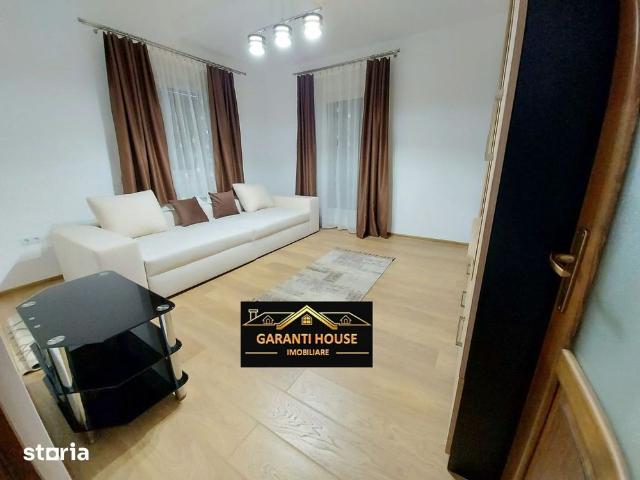 Vasile Lucaciu, apartament cu 2 camere, decomandat, parcare, 300€/Luna