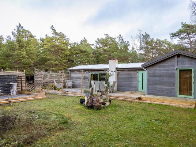 Väskinde Kaungs 111