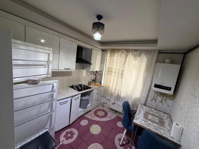 Vatan'da 23nisanda Lüx Binada Full Eşyalı Giriş 2+1 Fırsat Daire