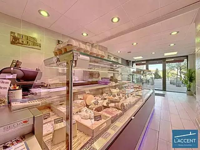 Vauvert 30600 Achat / Vente divers parking