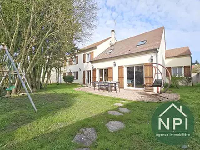 Vaux le Pénil 77000 Achat / Vente maison 9 pièces t9