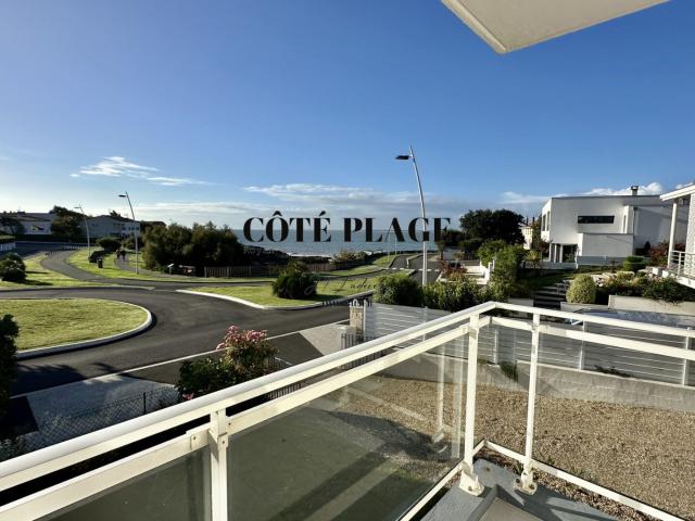 VAUX PONTAILLAC, Appartement Duplex avec garage et dépendance