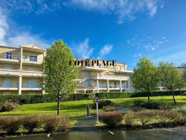 VAUX PROCHE OCÉAN APPARTEMENT PLUS GARAGE AU PRIX DE 262 500