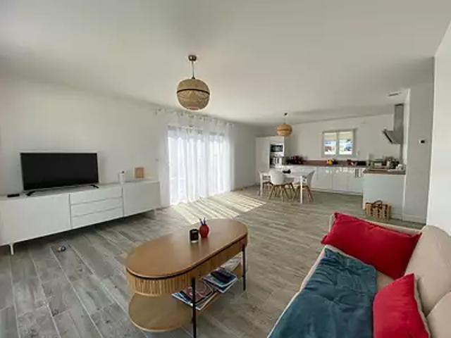 Vaux sur Mer 17640 Achat / Vente maison 4 pièces t4 au dernier étage terrasse