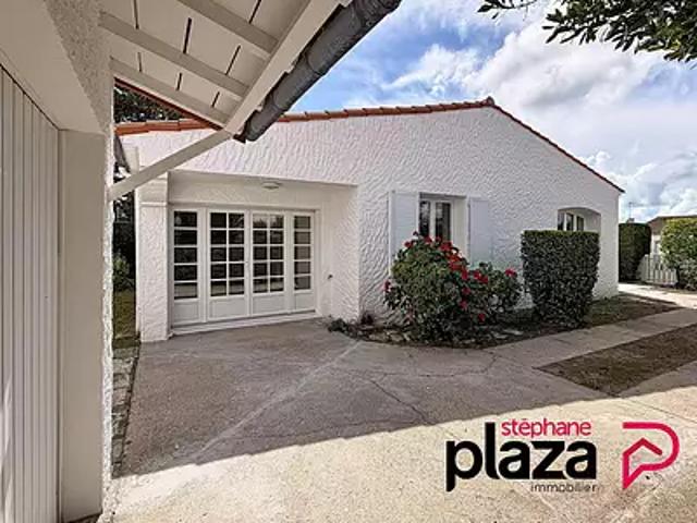 Vaux sur Mer 17640 Achat / Vente maison 4 pièces t4 au dernier étage terrasse