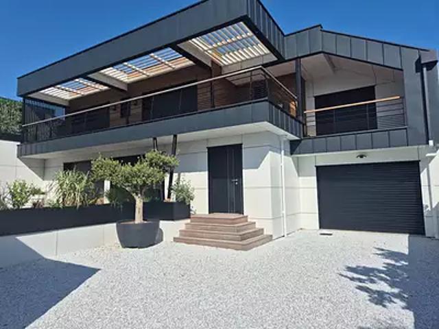Vaux sur Mer 17640 Achat / Vente maison 7 pièces t7 au dernier étage
