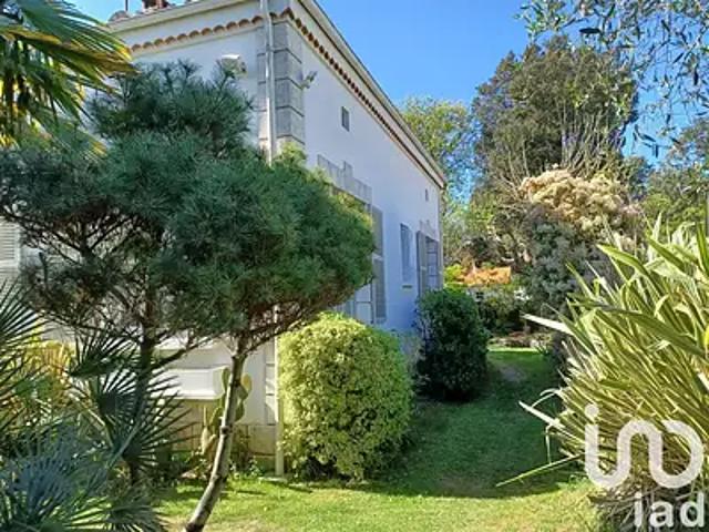Vaux sur Mer 17640 Achat / Vente maison 8 pièces t8 piscine terrasse