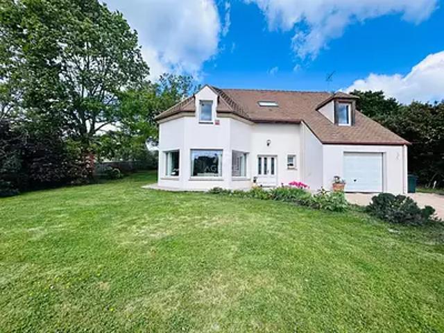 Vaux sur Seine 78740 Achat / Vente maison 8 pièces t8 au dernier étage cave