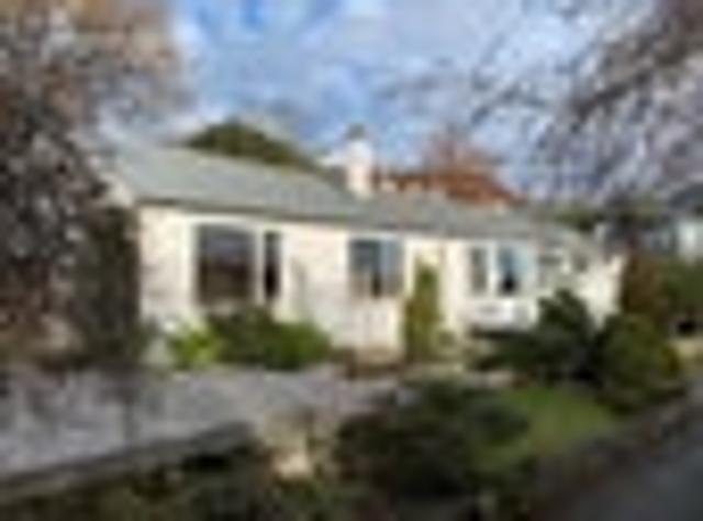 Vauxhall, 3 bedrooms, $880 pw
