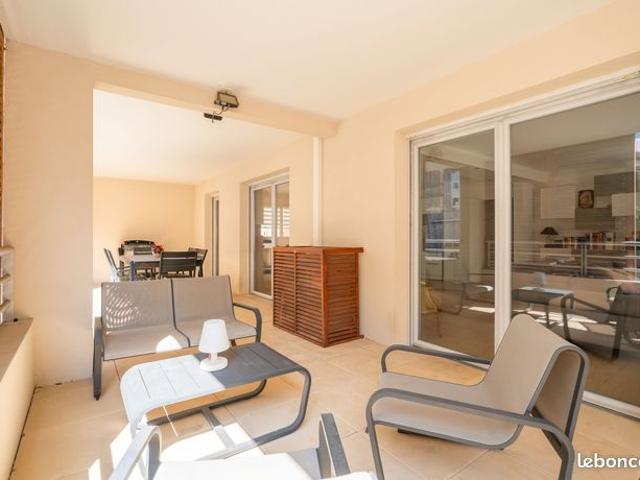 Vauban T5 Terrasse et garage