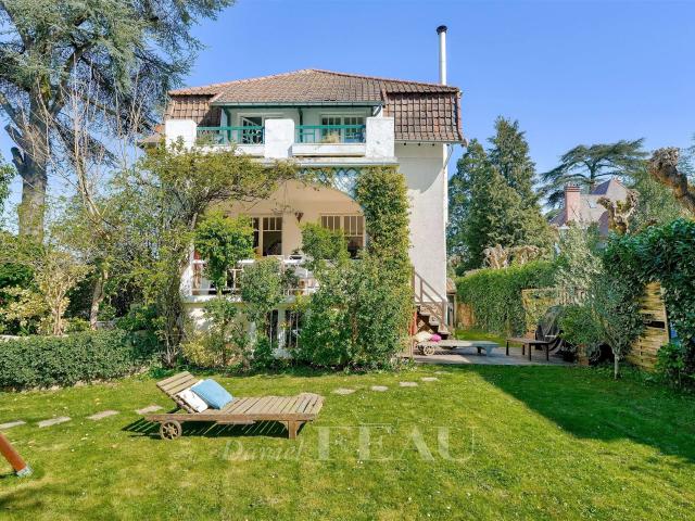Vaucresson Parc Thérèse Maison familiale de charme. 220m² Vaucresson