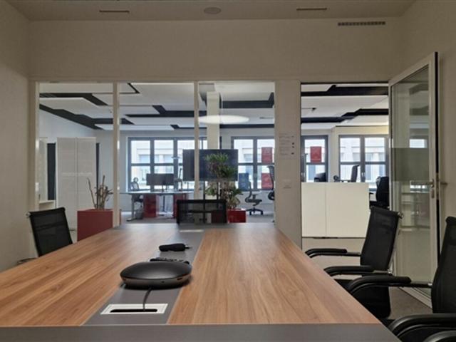 Vaud bureaux 183 m² standing à louer rénovés à deux pas de Saint François !
