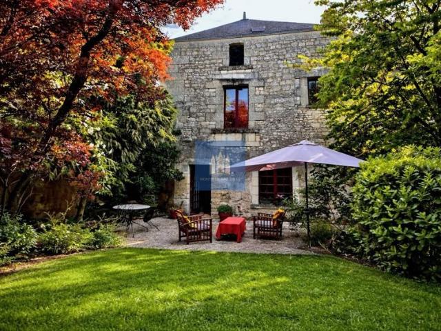 Vaudelnay 49 Maison de charme 5 Ch sur jardin clos 192m² Vaudelnay