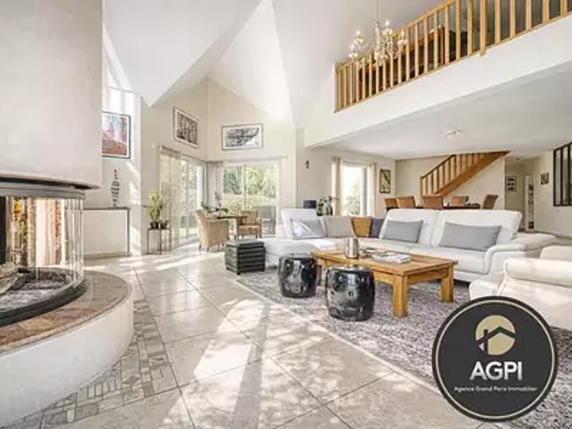 Vauhallan 91430 Achat / Vente maison 8 pièces t8 terrasse parking