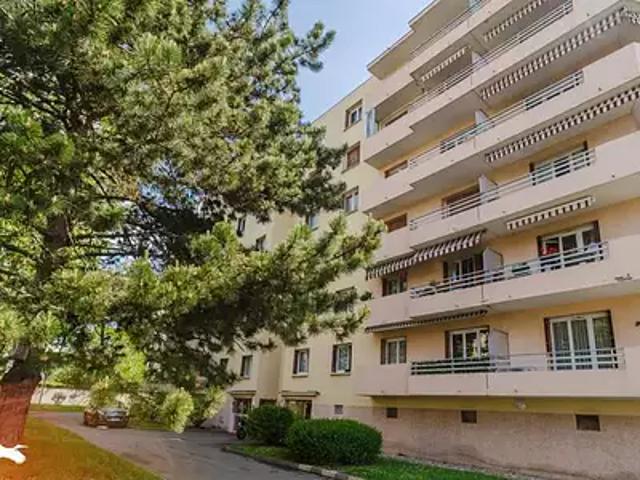 Vaulx en Velin 69120 Achat / Vente appartement 4 pièces t4 au dernier étage parking