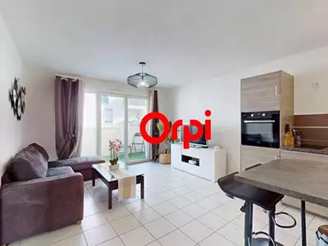 Vaulx en Velin 69120 Achat / Vente appartement 2 pièces t2 balcon