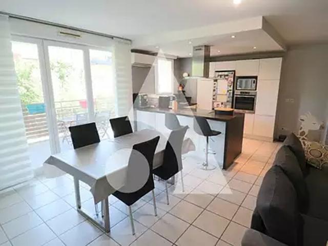 Vaulx en Velin 69120 Achat / Vente appartement 3 pièces t3
