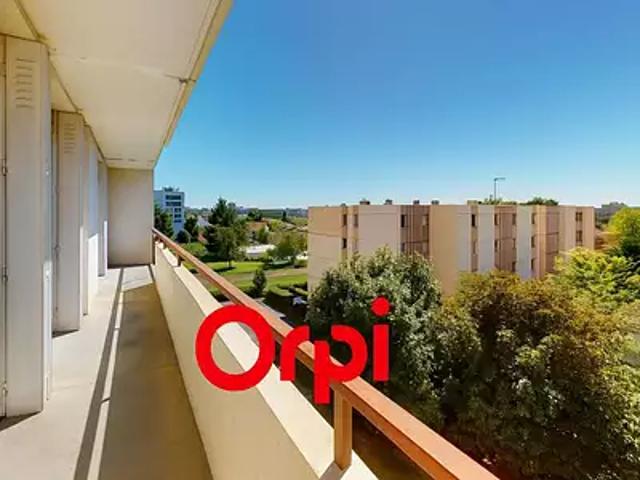 Vaulx en Velin 69120 Achat / Vente appartement 3 pièces t3 cave balcon