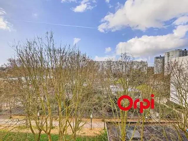 Vaulx en Velin 69120 Achat / Vente appartement 3 pièces t3 cave balcon