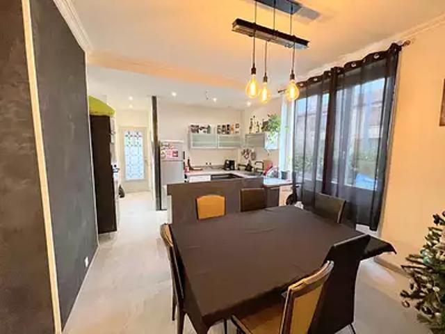 Vaulx en Velin 69120 Achat / Vente maison 3 pièces t3 au dernier étage cave