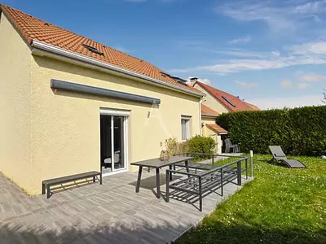 Vauréal 95490 Achat / Vente maison 5 pièces t5 au dernier étage