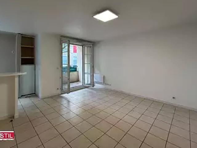 Vauréal 95490 Location appartement 2 pièces t2 balcon