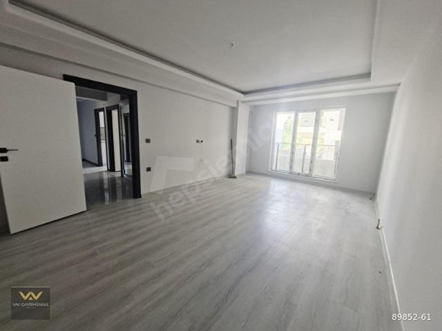 VAV DAN CADDE DE SIFIR GENİŞ 3+1 TERAS BALKONLU