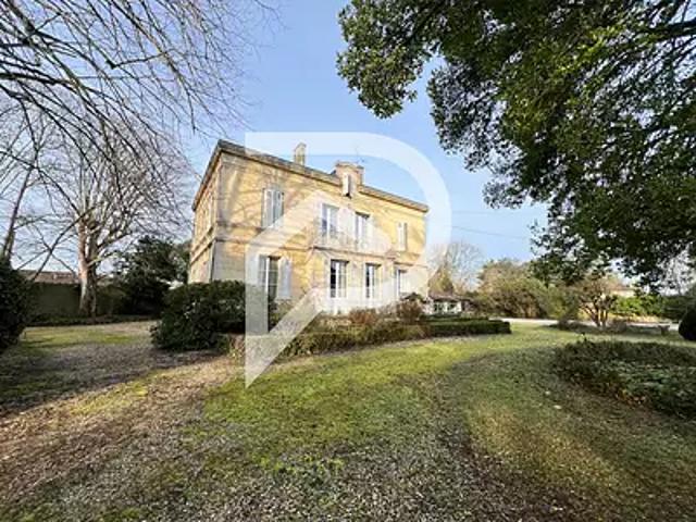 Vayres 33870 Achat / Vente maison 12 pièces t12 au dernier étage