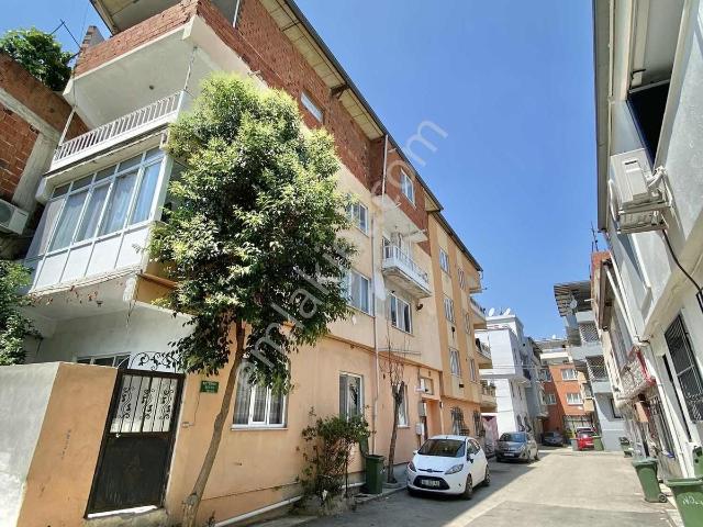 Vb Gayrimenkul Bağlarbaşı Merkezi Konumda Kiralık 2+1 Daire