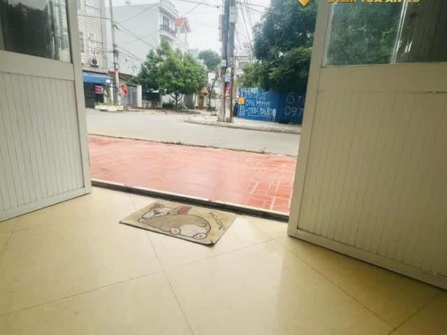 Vc321. Cho Thuê Nhà Mặt Đường Tuyến 2 Văn Cao 20M2 Mặt Tiền 4M