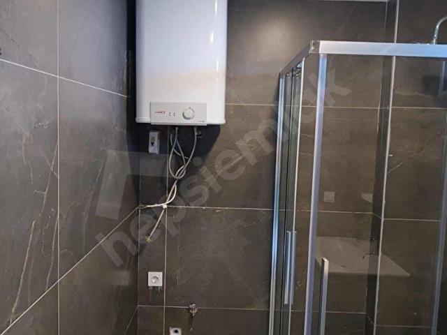 Ve fiyat düştü. KUMKÖYDE DENİZE YÜRÜME MES. KİRALIK 1+1 DAİRE!