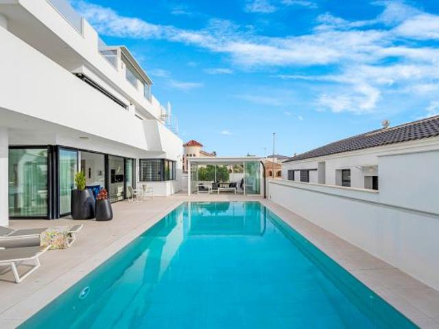 Venta 4 Dormitorio Casa Urb. La Marina Alicante DLS87553406