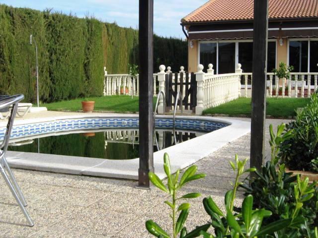 Venta 4 Dormitorio Casa La Carlota Córdoba DLS78111597