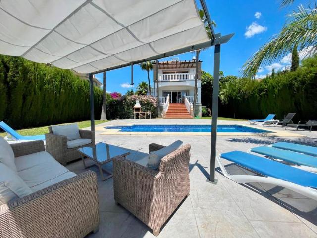 Venta 4 Dormitorio Villa Málaga Andalusia DLS95261377