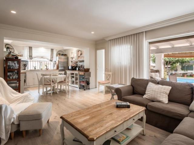 Venta 4 Dormitorio Villa Marbella Málaga DS77336006